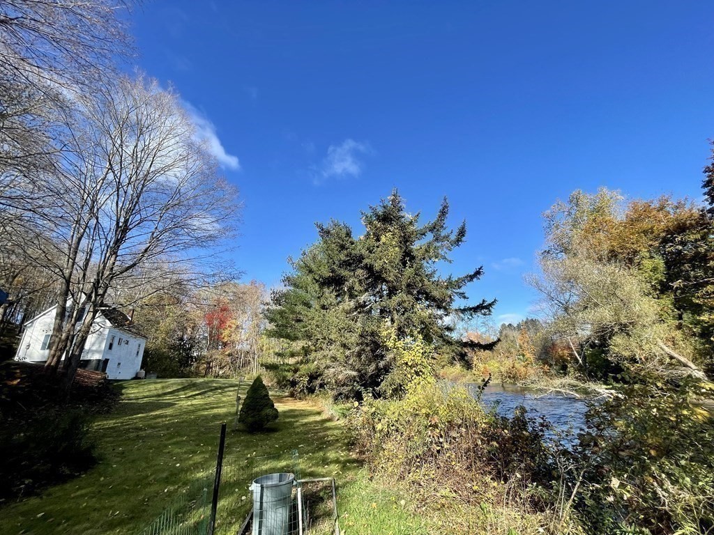 44 Manning Rd