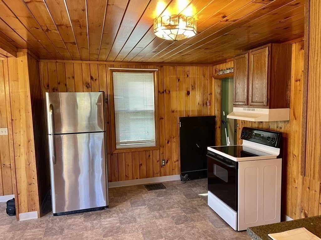 44 Manning Rd