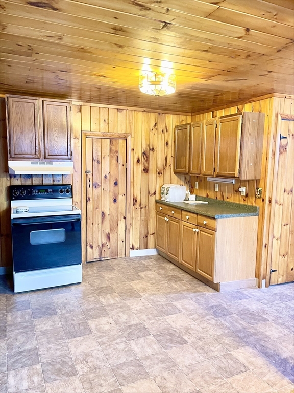 44 Manning Rd