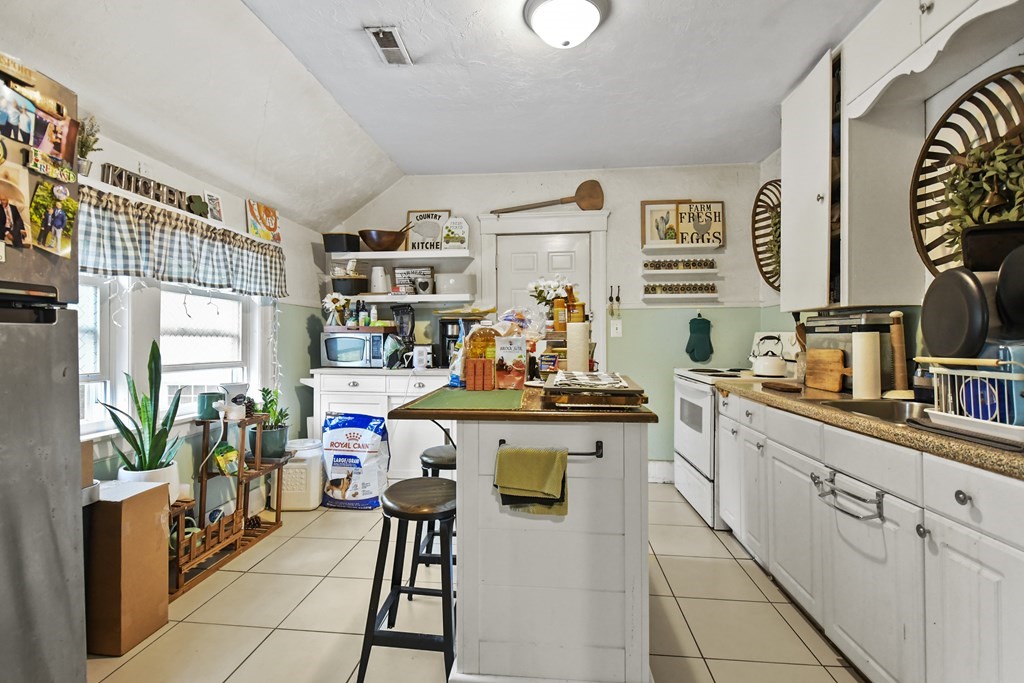 6 Proctor Street