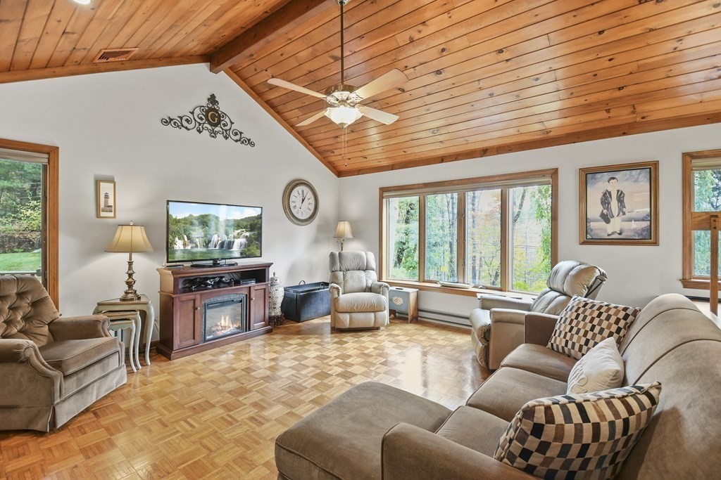 152 Brentwood Drive