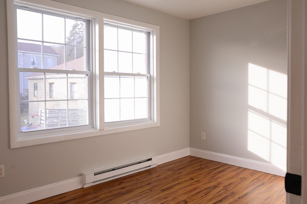 262 Belmont St # 8
