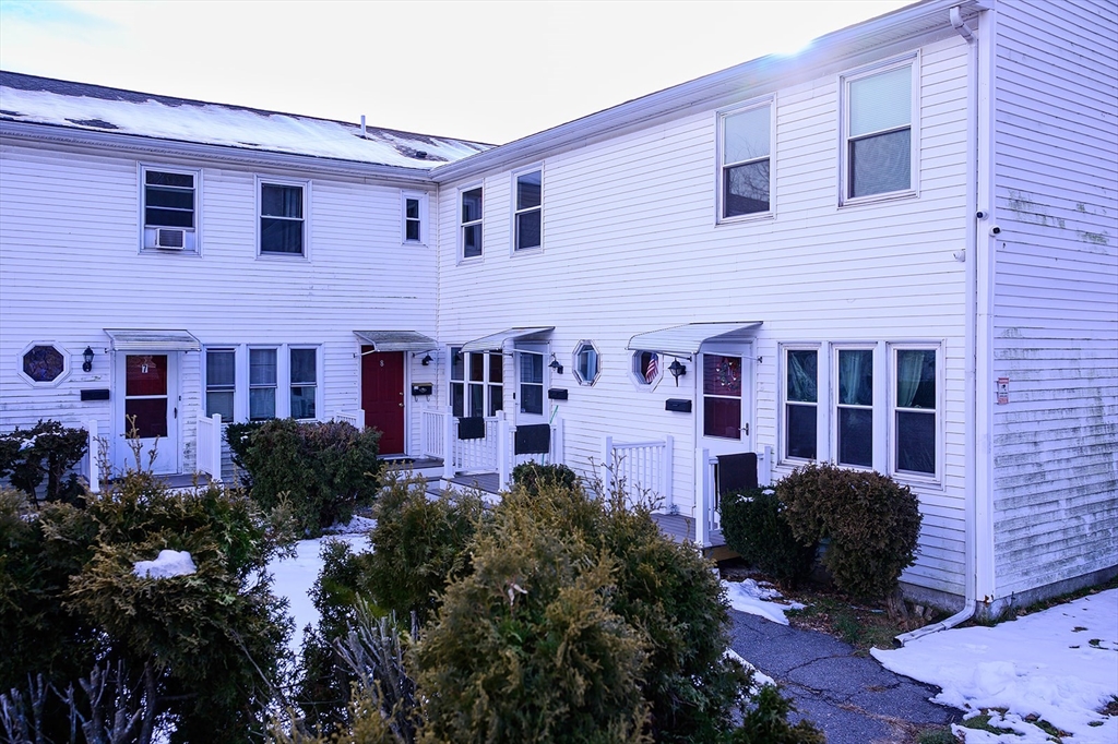 262 Belmont St # 8