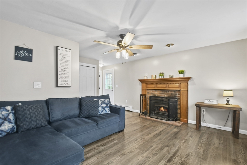 10 Lambert Cir