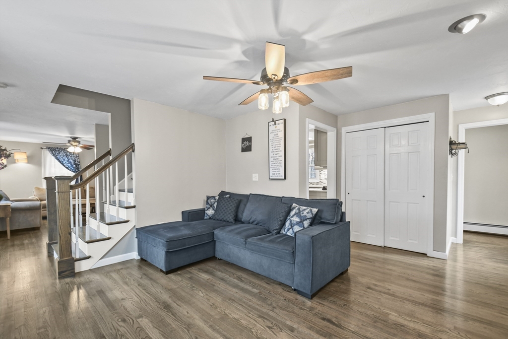 10 Lambert Cir