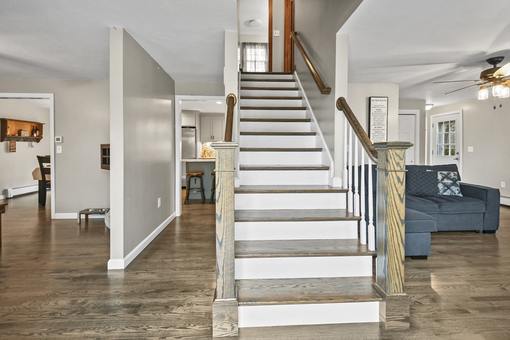 10 Lambert Cir