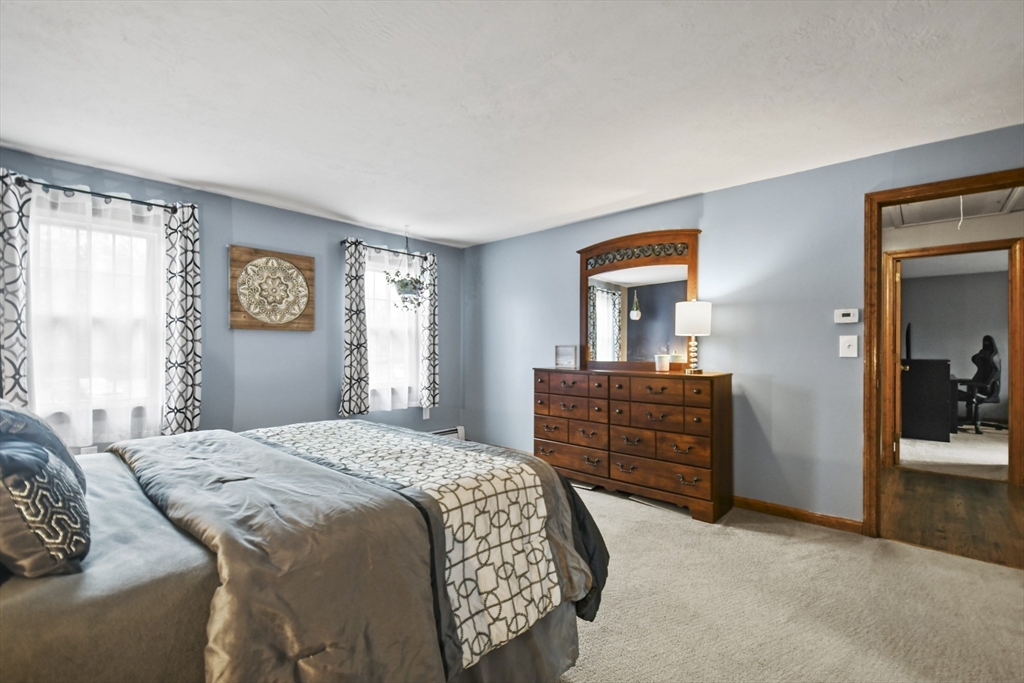 10 Lambert Cir