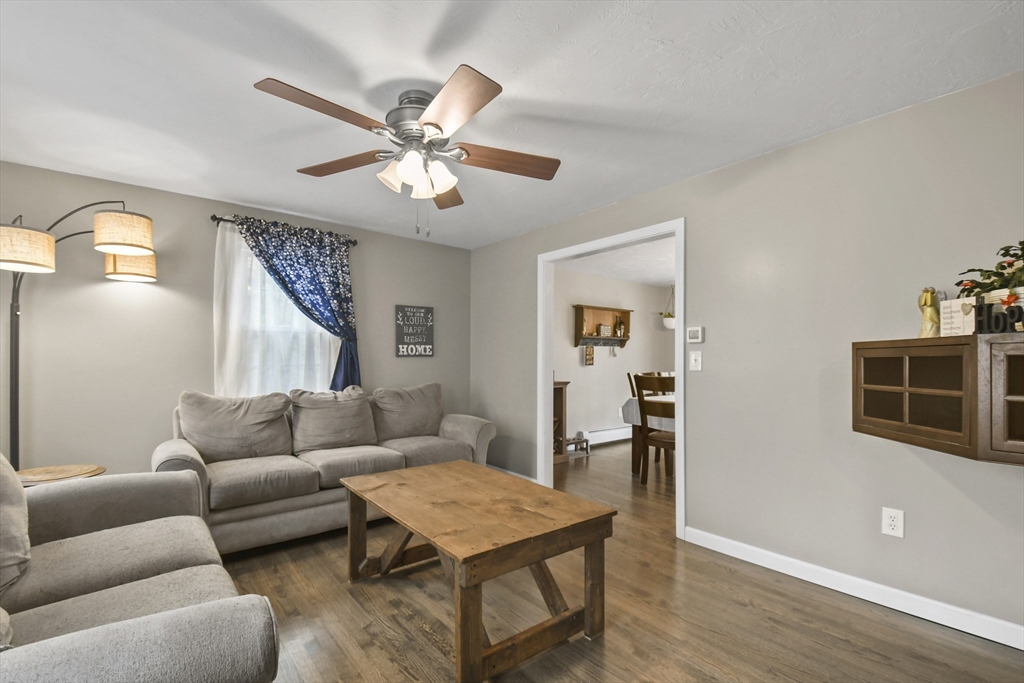 10 Lambert Cir
