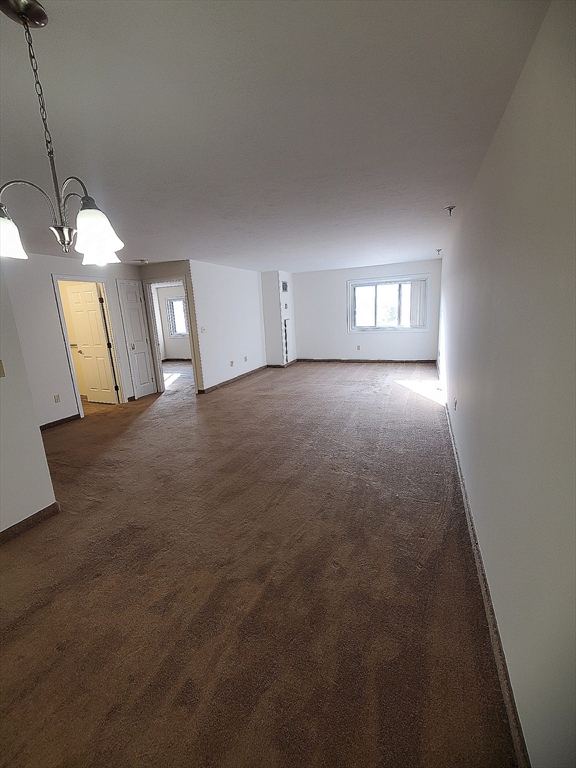 44 Elm St # 404
