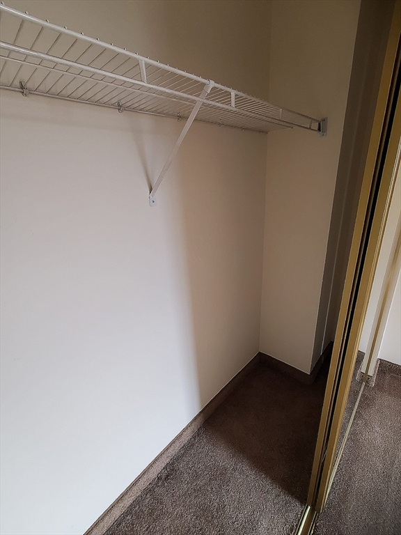 44 Elm St # 404