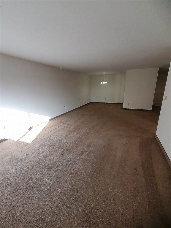 44 Elm St # 404