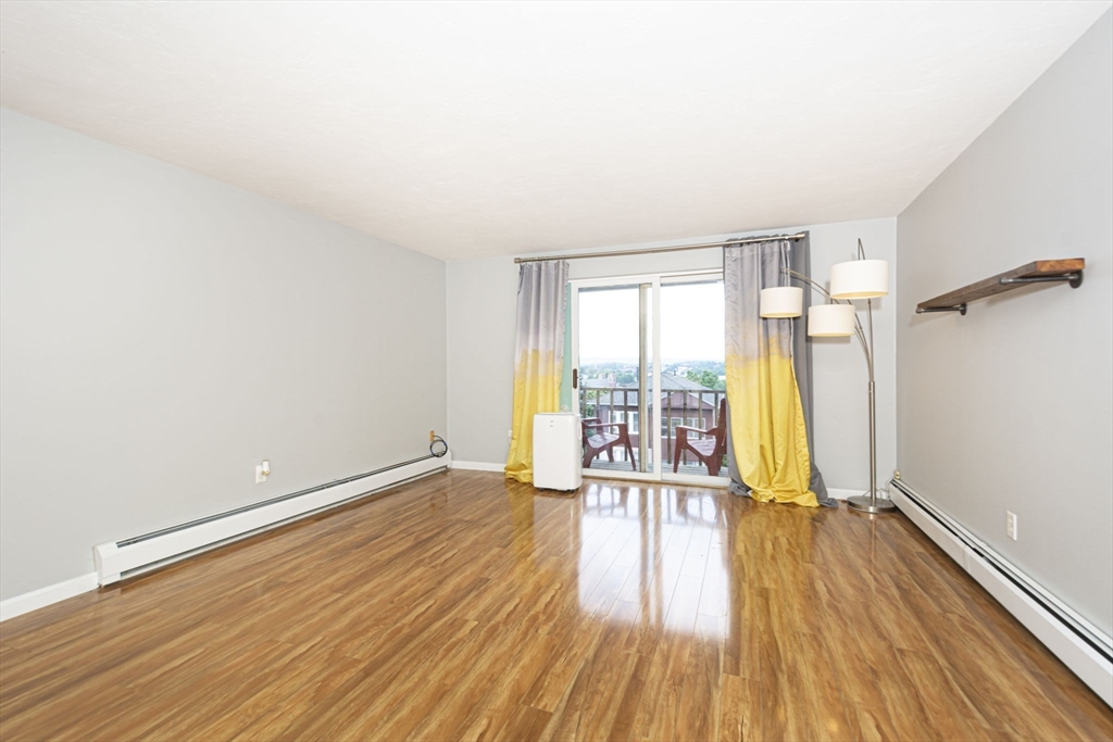 199 Perry Ave # 3
