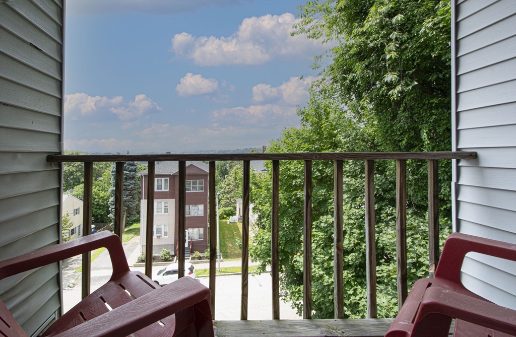 199 Perry Ave # 3