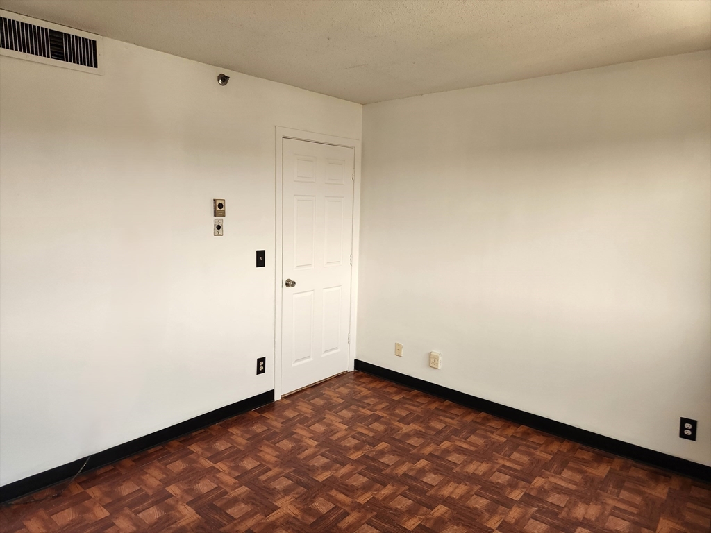 70 Southbridge Street # 704