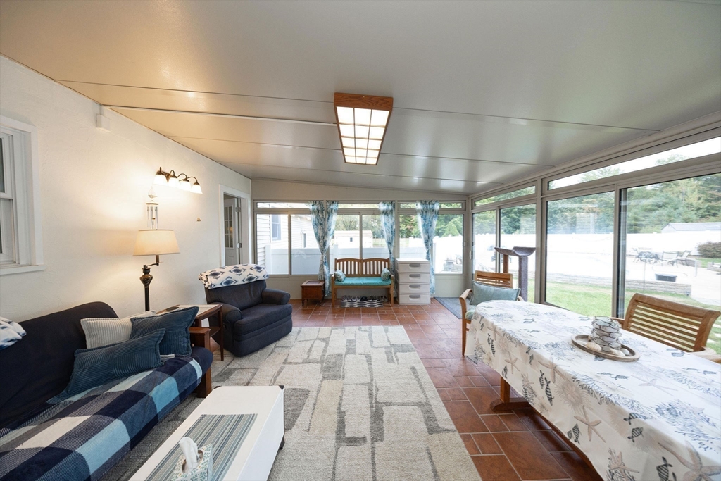 49 Dennis Whitney Rd