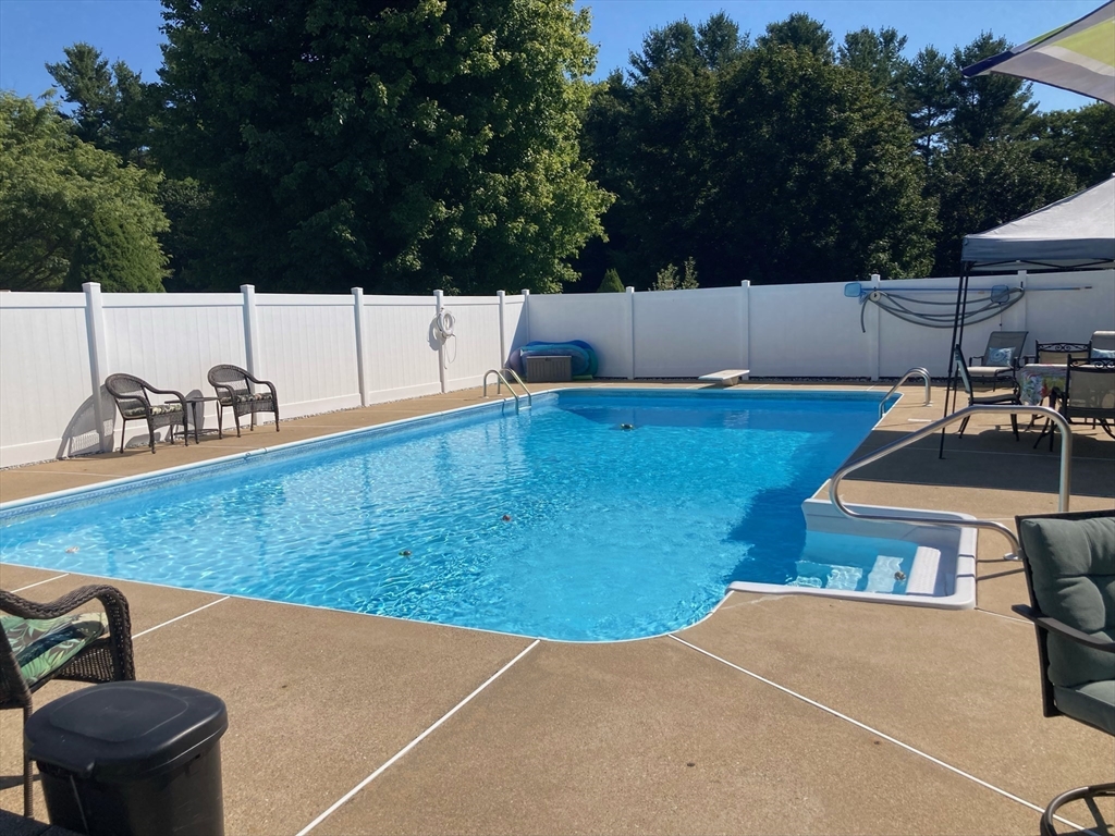 49 Dennis Whitney Rd