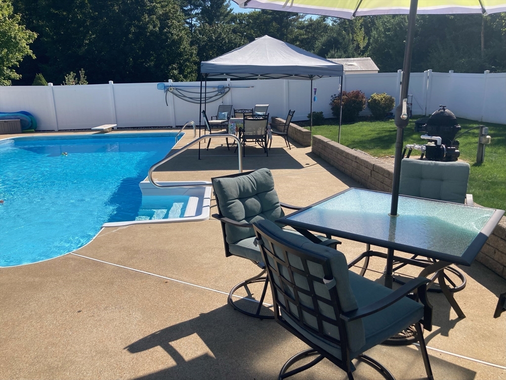 49 Dennis Whitney Rd