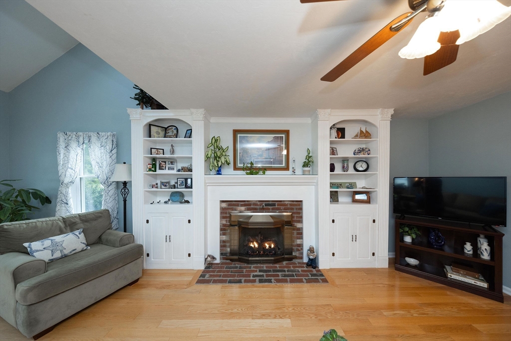 49 Dennis Whitney Rd