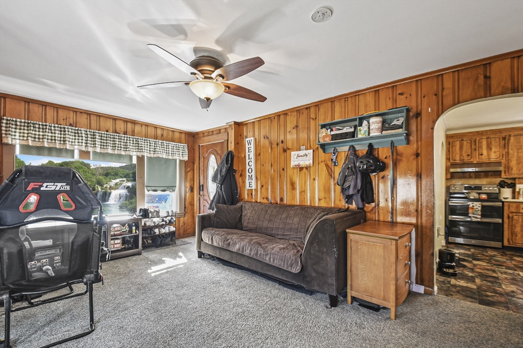 395 Main St # 1