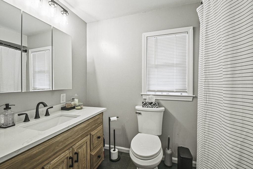 395 Main St # 1