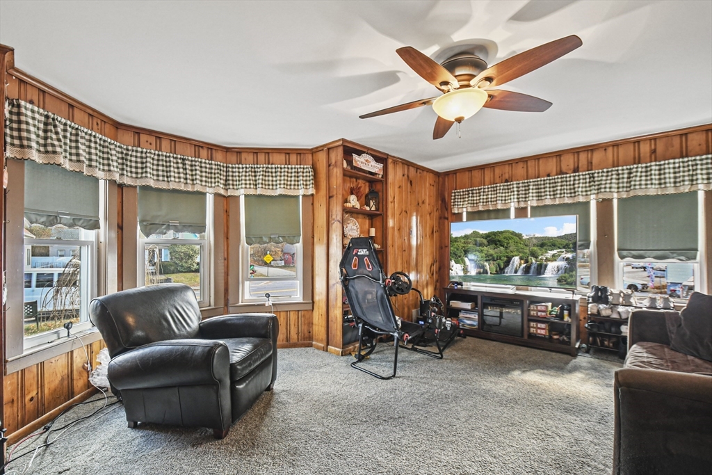 395 Main St # 1