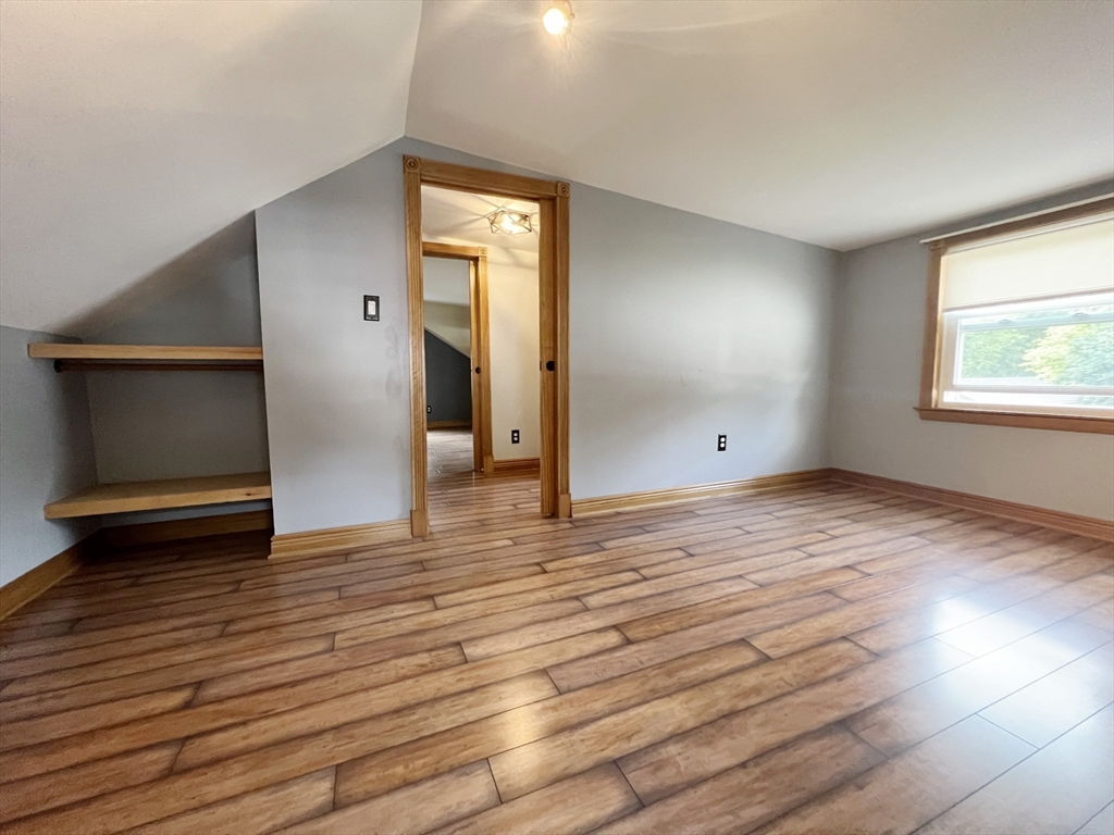 19 Dogwood Rd