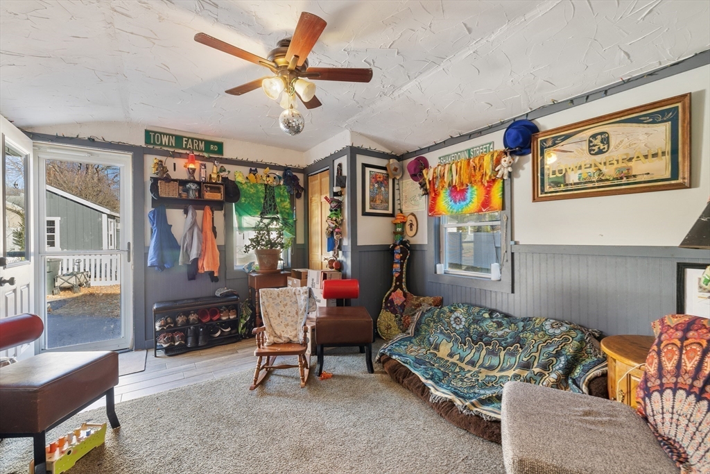 19 Dogwood Rd