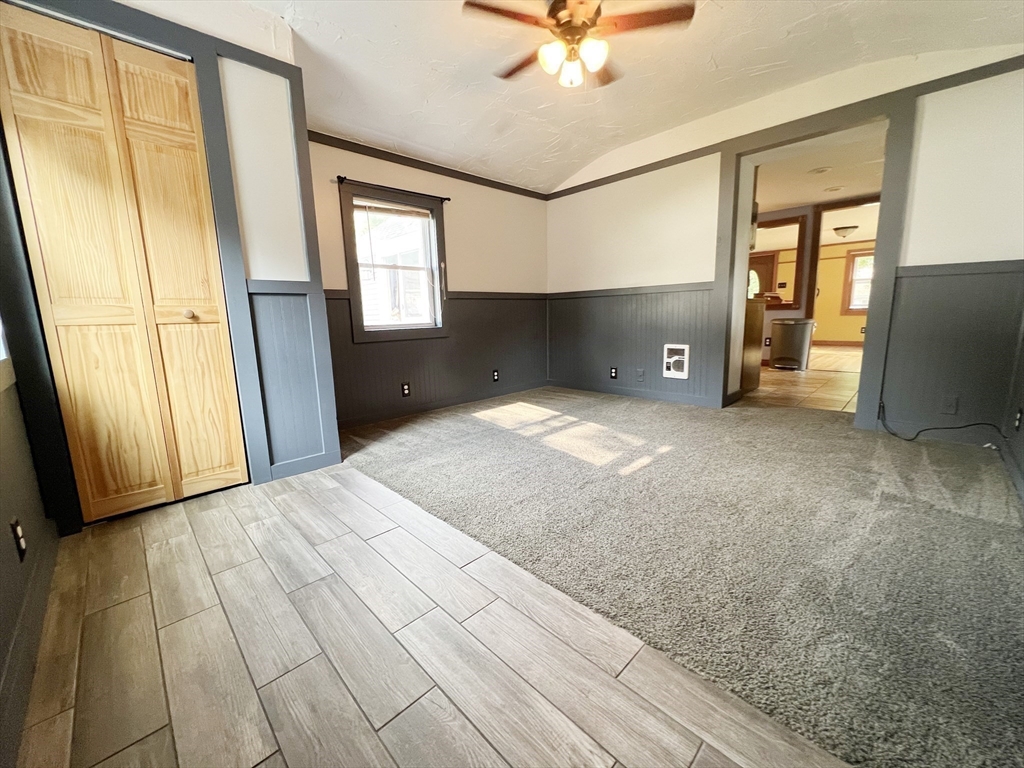19 Dogwood Rd