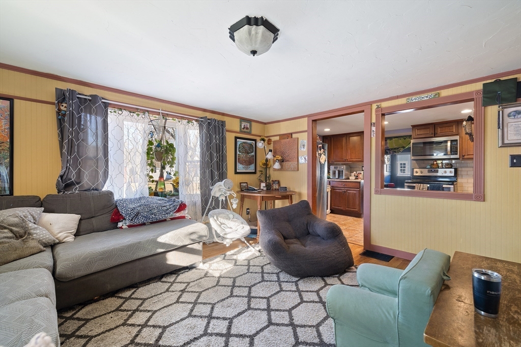19 Dogwood Rd