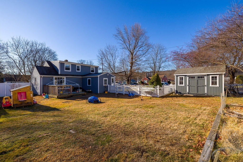 19 Dogwood Rd