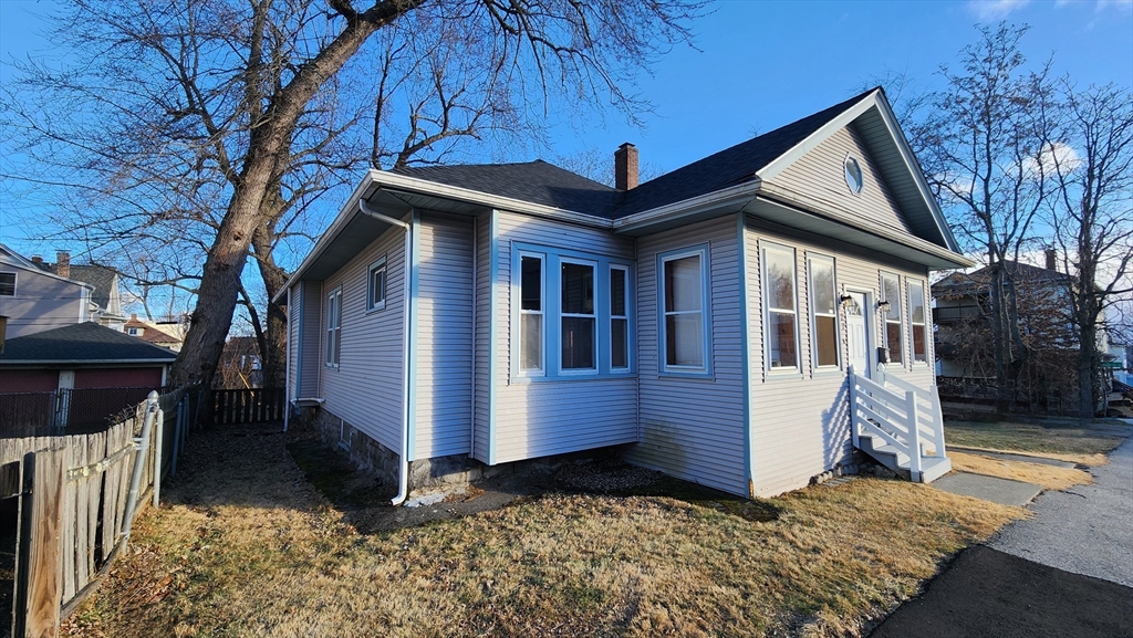 27 Ingleside Ave
