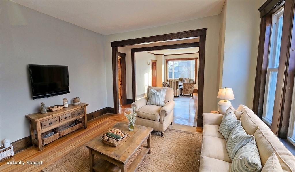 27 Ingleside Ave