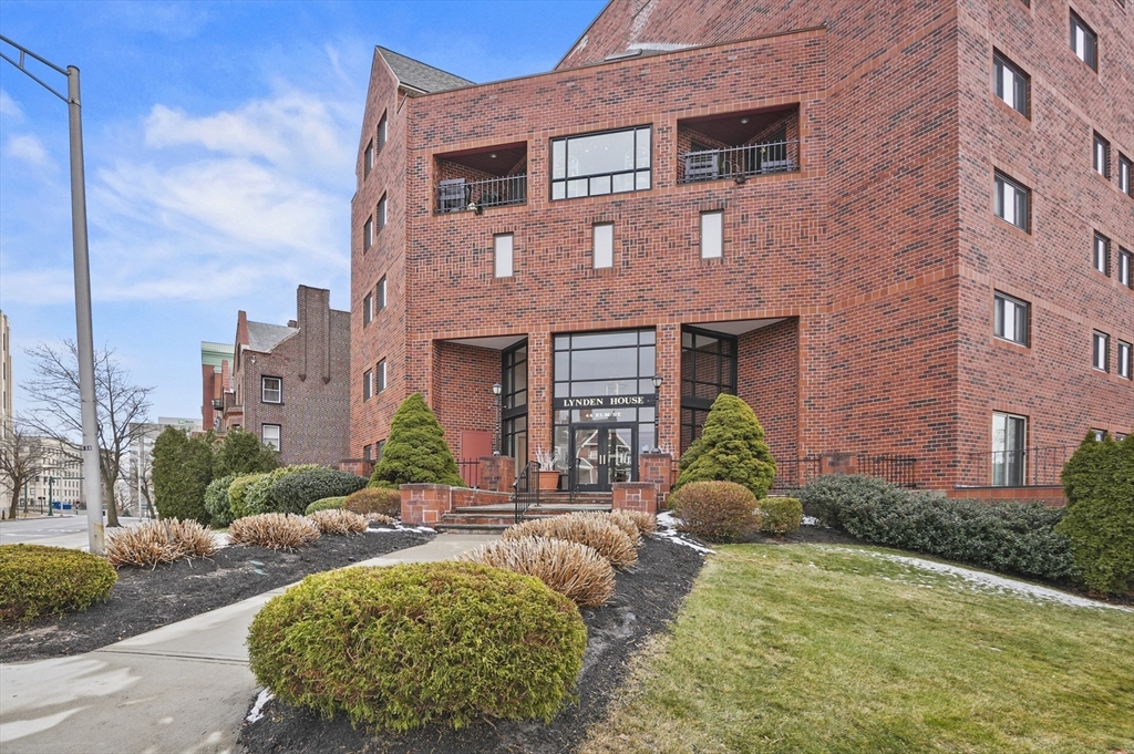 44 Elm Street # 517