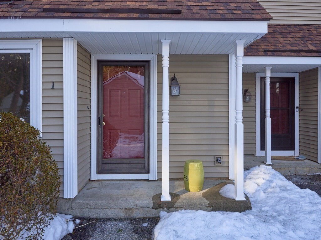 66 Pleasant St # 1