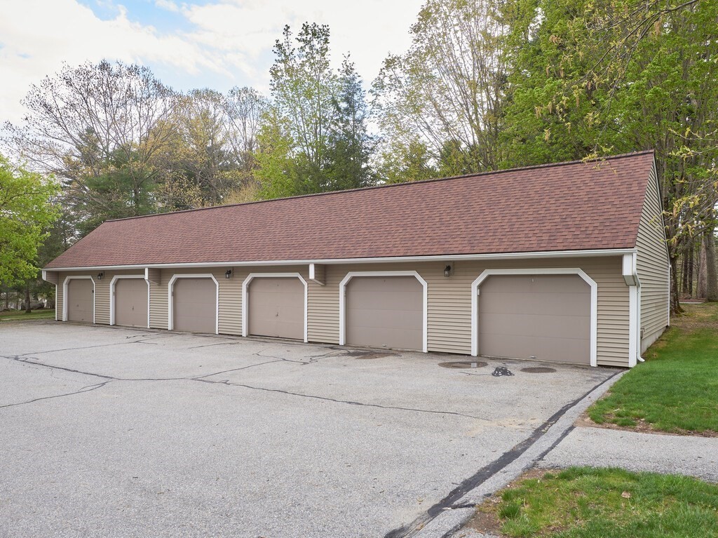 66 Pleasant St # 1