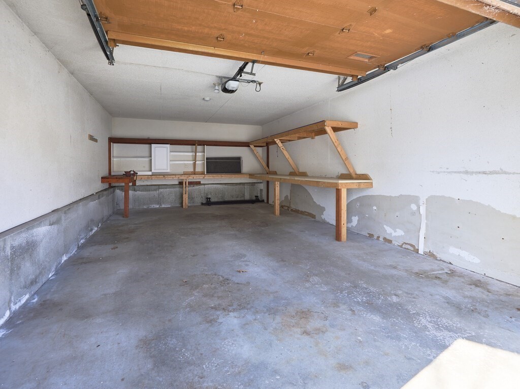 66 Pleasant St # 1