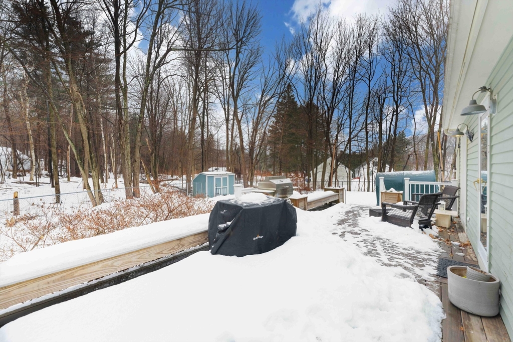 33 Clinton Rd