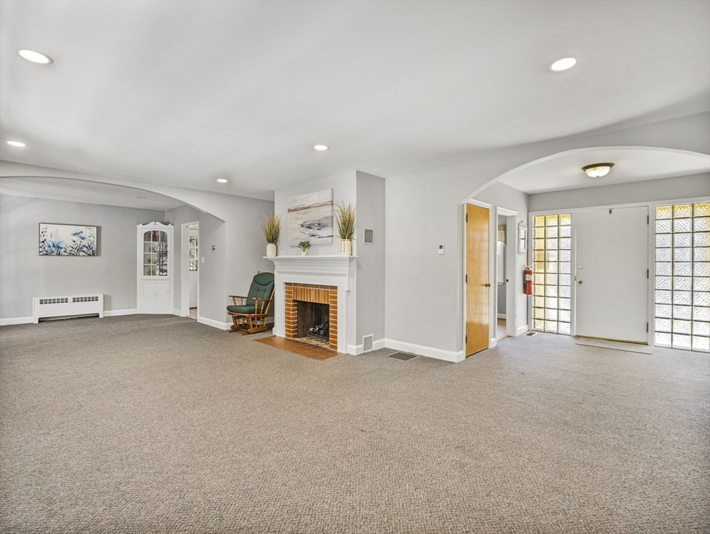 131 Heritage Dr # 131