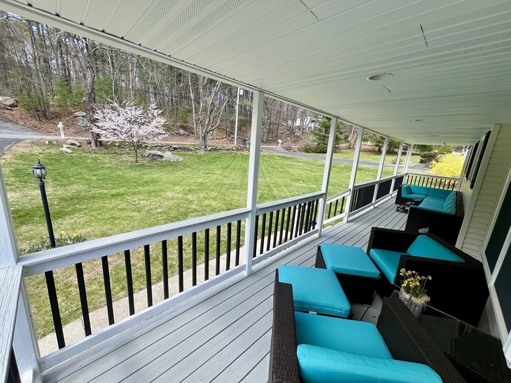 82 Larned Rd