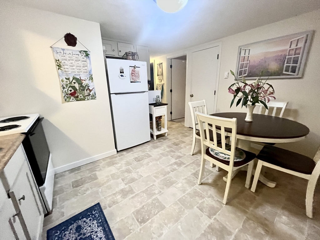 61 Federal Hill Rd # 61, Auburn Unit: 61