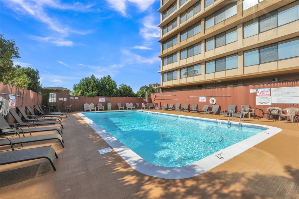 70 Southbridge Street # 602