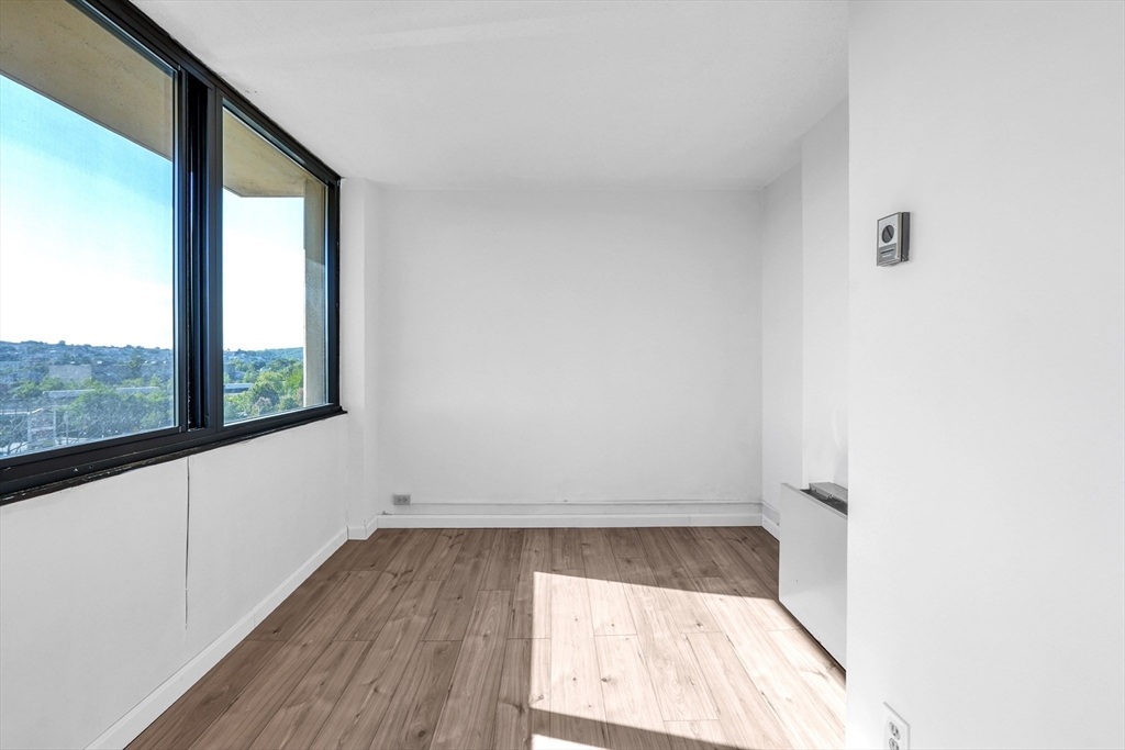 70 Southbridge Street # 602