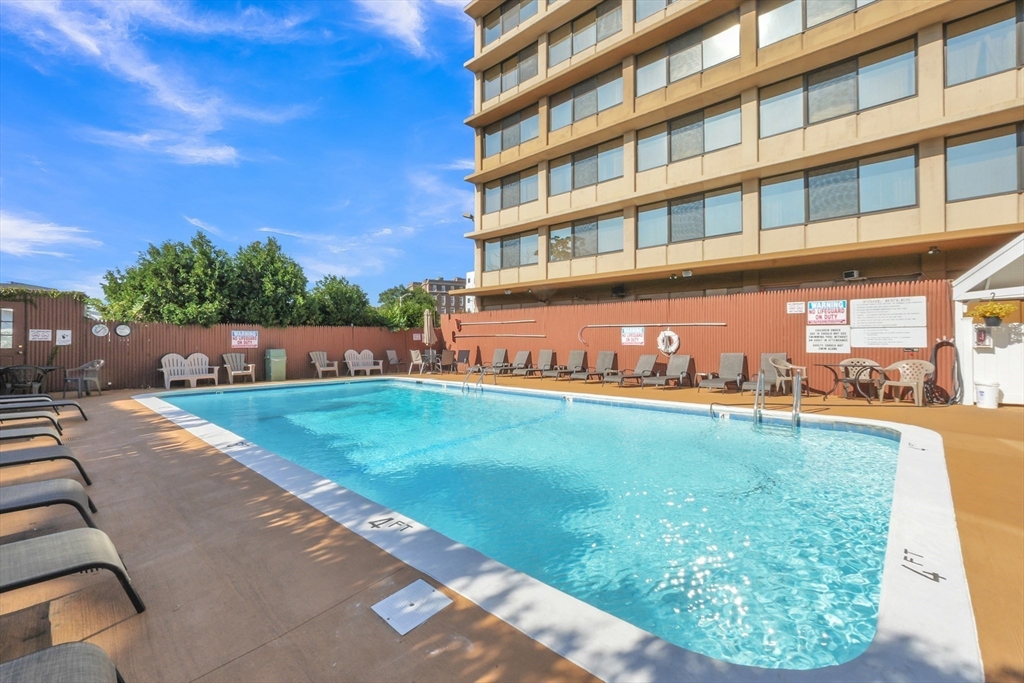 70 Southbridge Street # 602