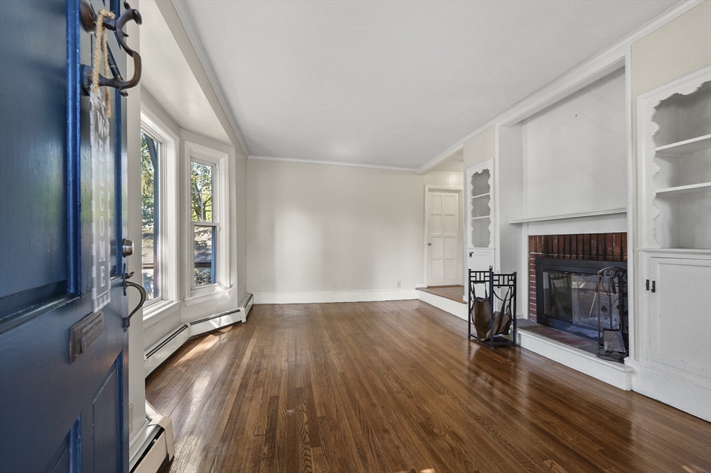 1337 Pleasant St, Worcester