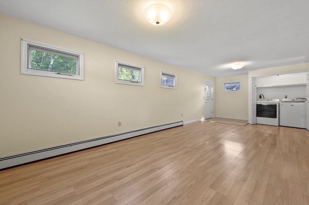 1337 Pleasant St, Worcester