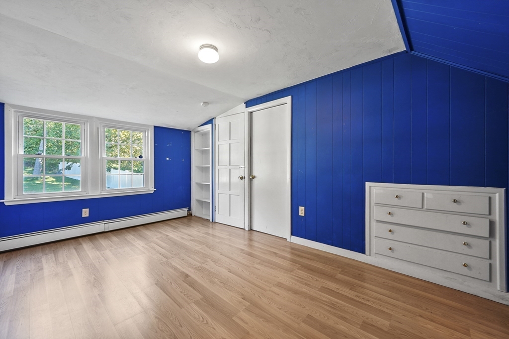 1337 Pleasant St, Worcester