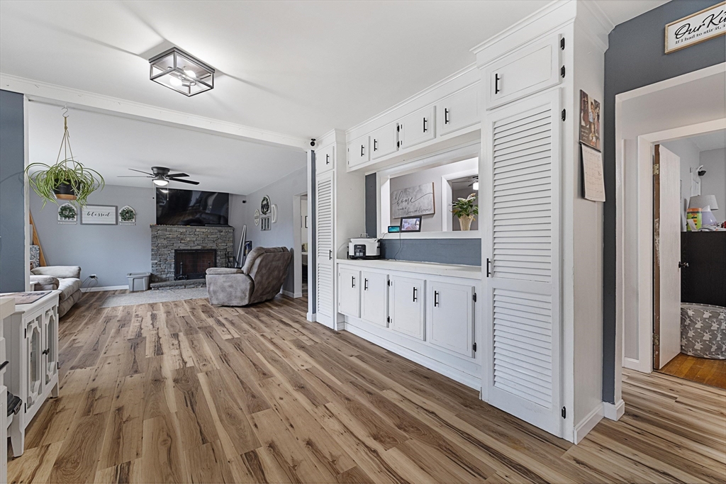 1 Pineland Ave.