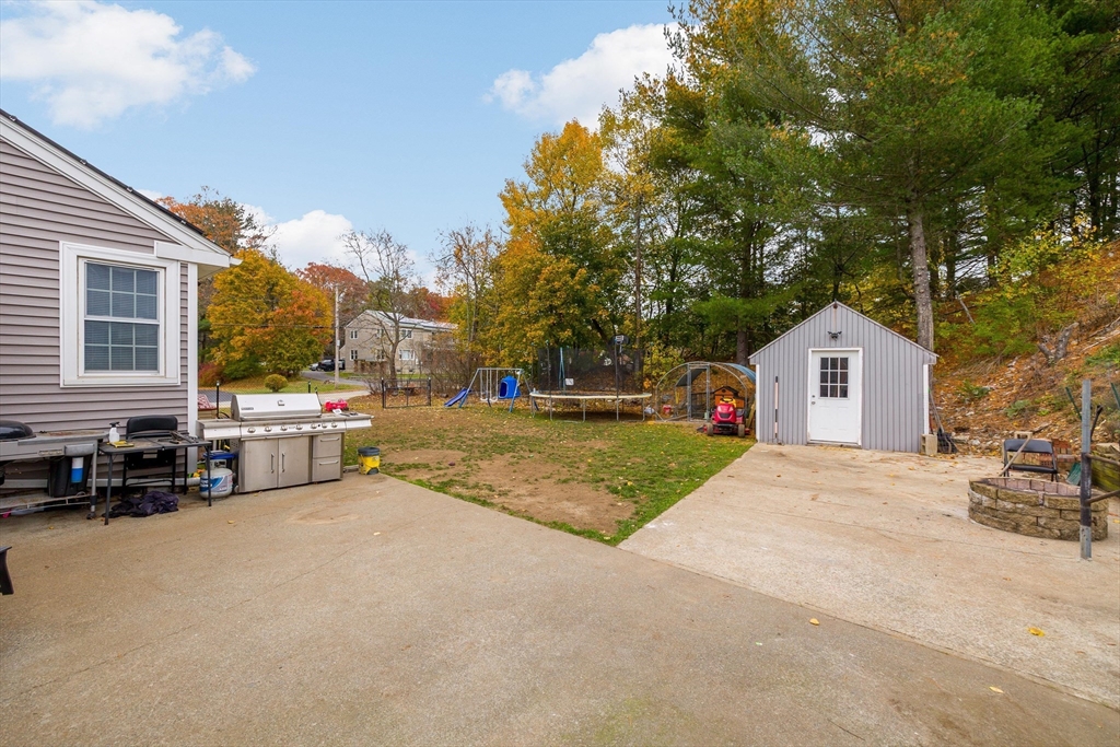 1 Pineland Ave.
