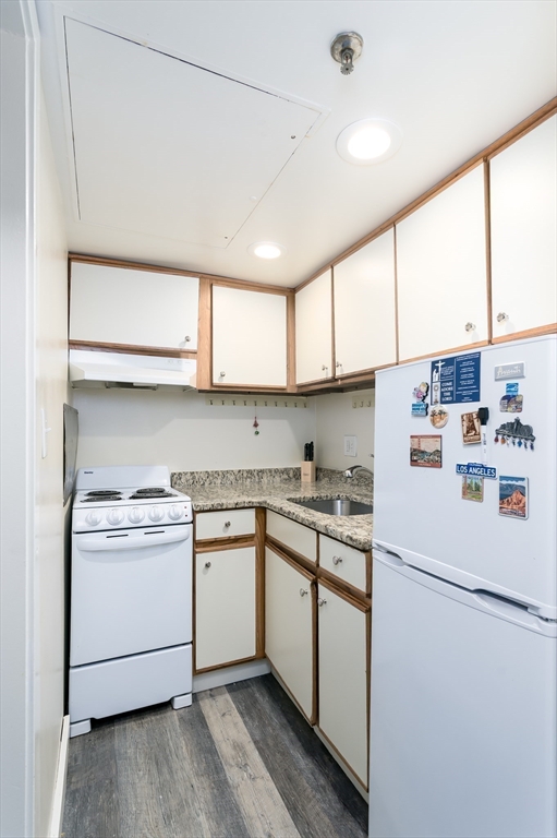 70 Southbridge Street # 611