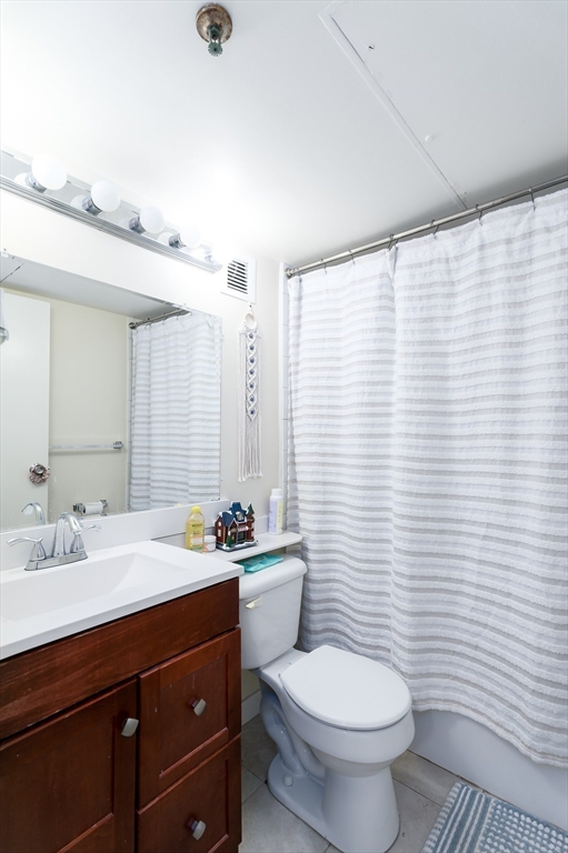 70 Southbridge Street # 611